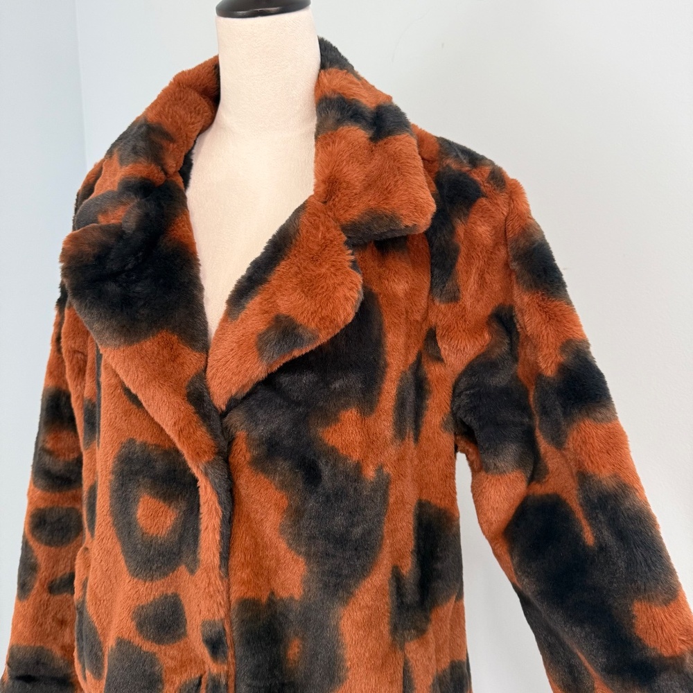Stoosh Cowhide Print Faux Fur Coat Size XL - Picture 4 of 13